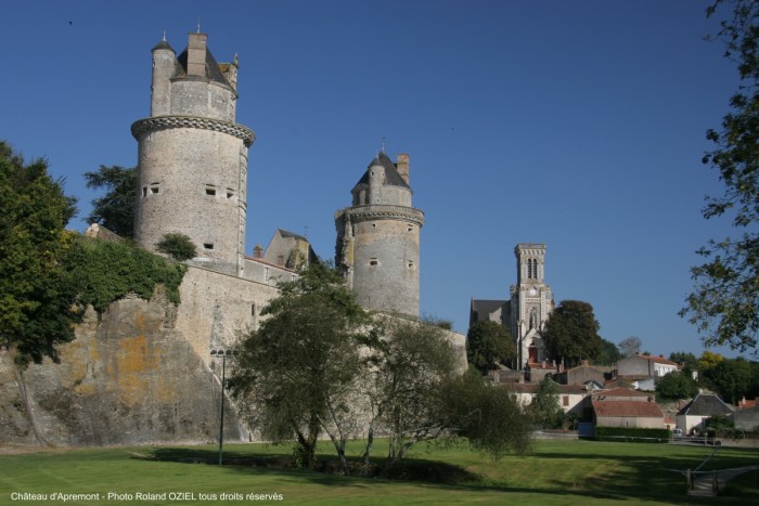 Visite du chateau d'apremont